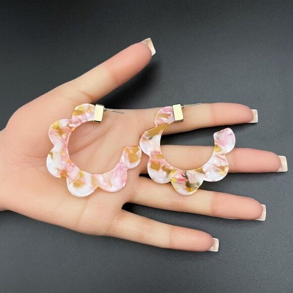 Yellow Gold with Gold and Pink Swirl Acrylic Scallop Hoop Post Back Earrings - Picture 10 of 10